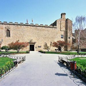 Parador De Olite